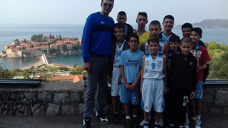 1A1A1AKOSARKA RISAN031218