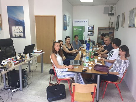 1A1AEKOCDELFIN070718