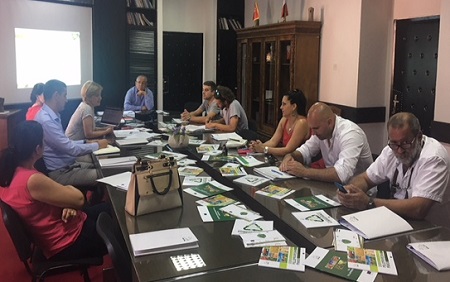 1A1AOKRUGLIKOMPOSTIRANJE