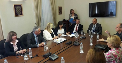 1EKOCENTARDELFIN01017