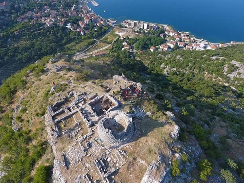 1a1a1GradinaKraljicaTeuta  Travel Montenegro