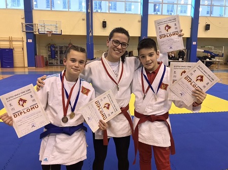 1a1a1adzudo champion2502