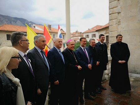 1a1a1ajandrokovich19