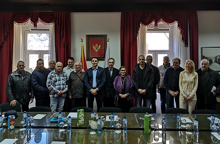 1a1a1apoljoprivr1501