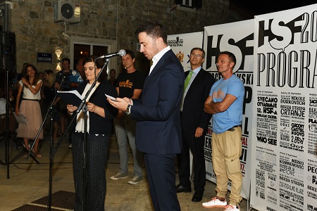 1a1a1strip fest 18 ministar