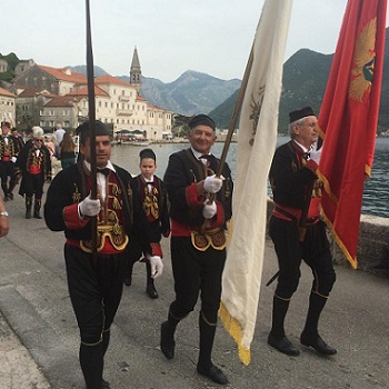 1a1perast gadjanje kokota