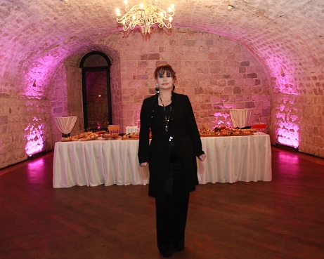 1aa direktorka vjera b 21 11