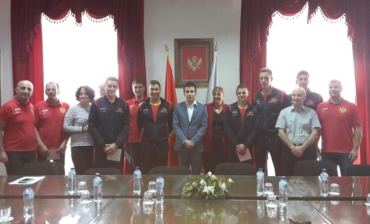 1aprijem vaterpolista 2609