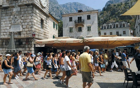 TURISTI KOTOR